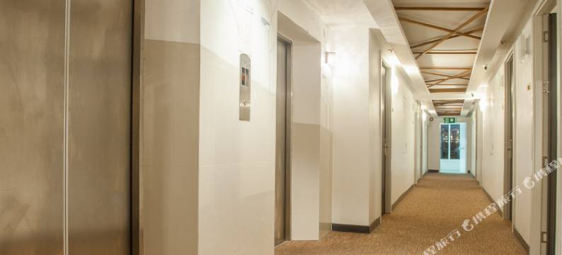 希尔弗雷斯科酒店(Hill Fresco Hotel)图片