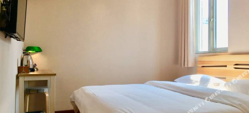 易佰良品酒店(长沙县星沙公园世界之窗店)图片