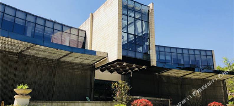 藏龙大别山度假酒店图片