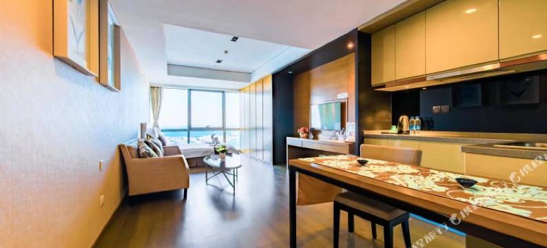 瑞奇公寓(青岛中联自由港湾店)图片