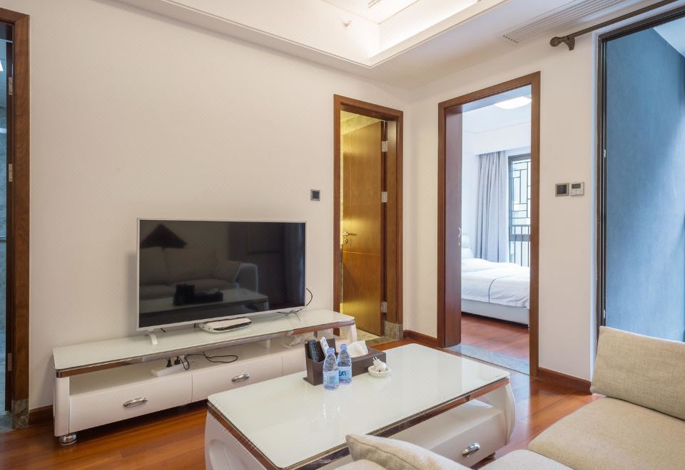 Shengang Executive Apartment (Shenzhen North Railway Station)Hotel Overview