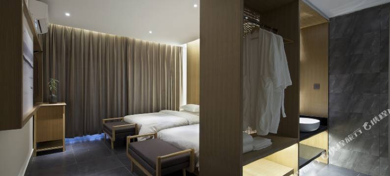 云台山探宿酒店(岸上服务区店)图片