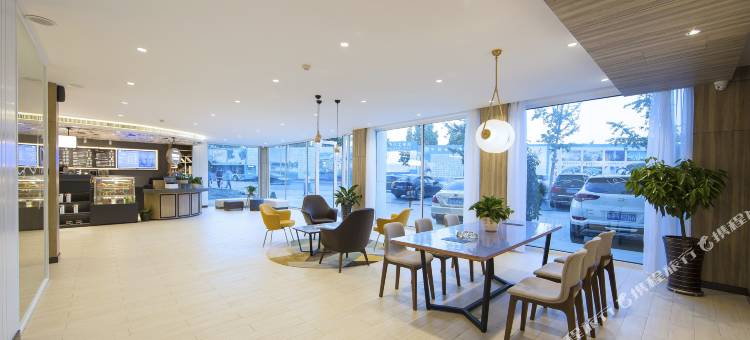 汉庭优佳酒店(大连北站店)图片