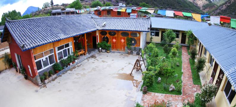 泸沽湖山清院民宿图片