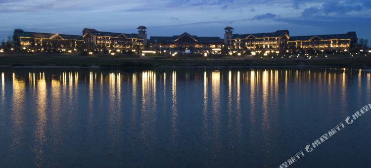 内丘鹊山湖阿尔卡迪亚国际度假酒店图片