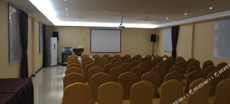 皕盈酒店(广州金沙洲店)图片