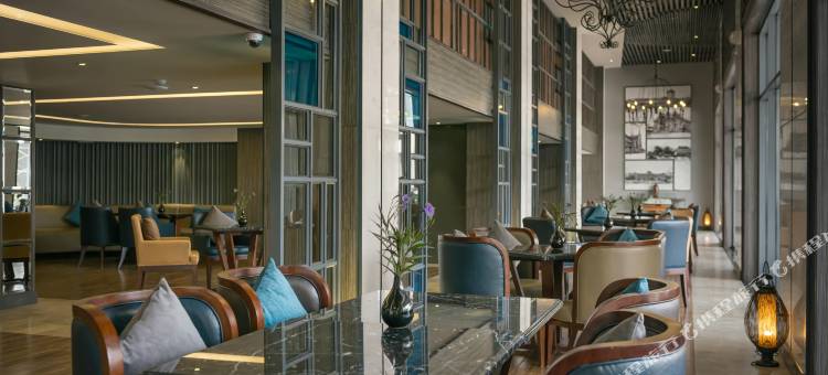 天堂套房酒店(Paradise Suites Hotel)图片