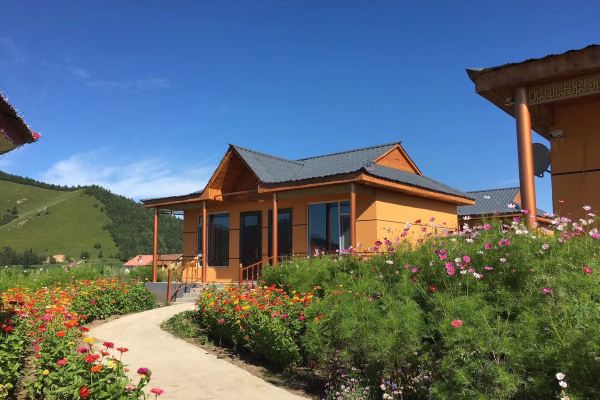 度假山庄信息,酒店地址:柴河镇绰尔河农场场部北侧;涵盖酒店周边设施