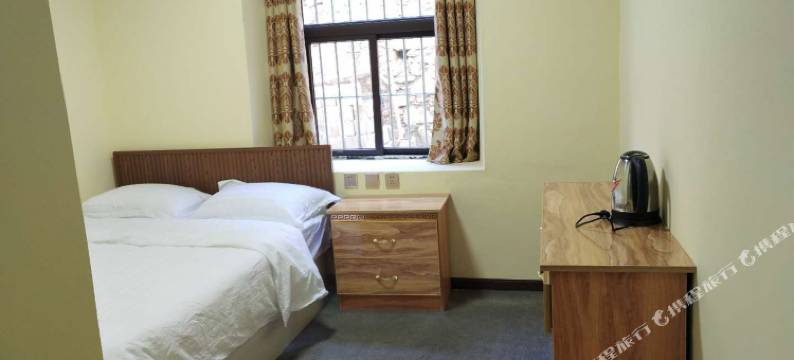 稻城阿当崩呷民居图片