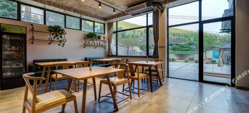 花筑悦·莫干山云迹坡温泉美墅(后坞换乘中心店)图片