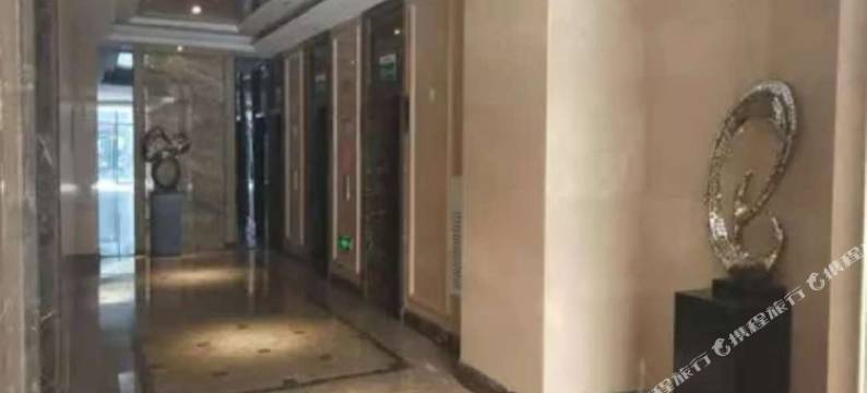 索普特度假酒店(济南名泉广场火车站北广场店)图片