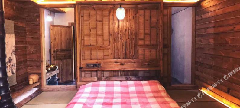 广州从化花雨间玻璃房客栈图片