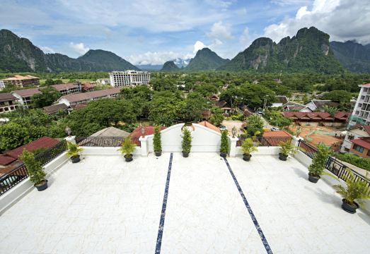 Confetti Garden HotelHotel Overview