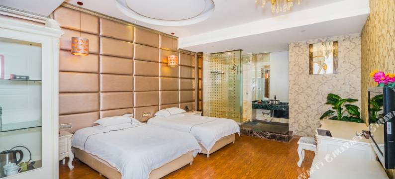 翰林名舍主题酒店(杭州人民广场地铁站店)图片