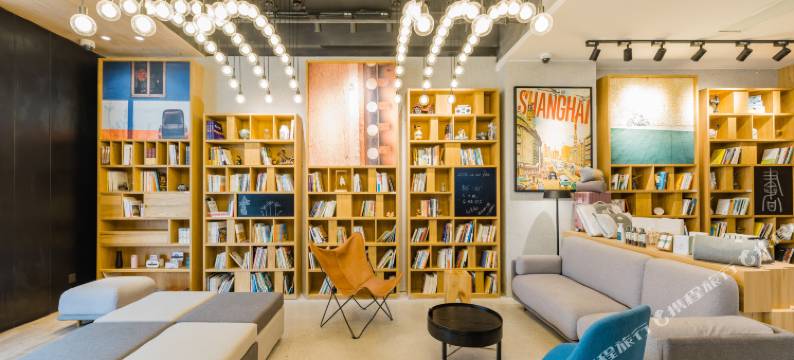 上海虹桥北新泾地铁站亚朵酒店图片