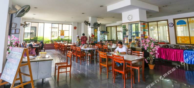 维昂瓦列酒店(Wiangwalee Hotel)图片