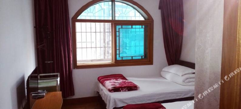 贵阳嘉乐福家庭旅馆(白云中路地铁店)图片