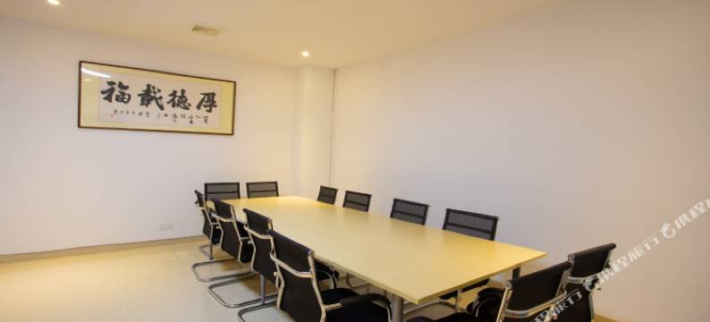 新猪脚林酒店图片