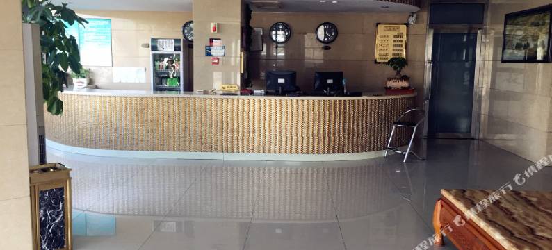 阿拉善左旗中华路鑫城宾馆图片