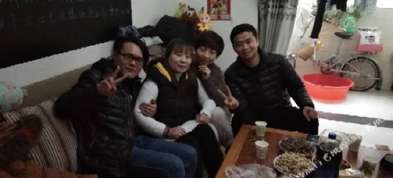 书友理想国主题青年旅舍(西安大明宫遗址公园店)图片