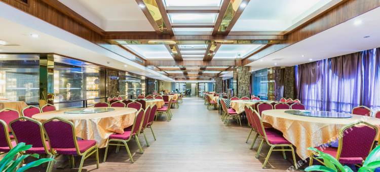 英伦假日酒店(湛江西站技师学院麻章校区店)图片