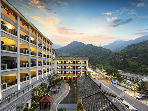 天露山无忧谷酒店