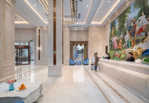 Vienna International Hotel (Chengdu Exhibition Center Zhonghe Metro Station) Hotel Overview