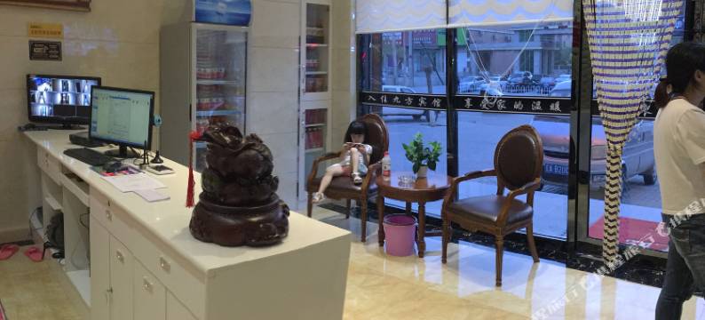 扎鲁特旗九方宾馆图片