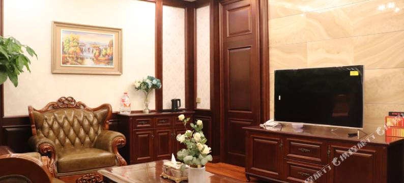 临夏山景套房假日酒店图片