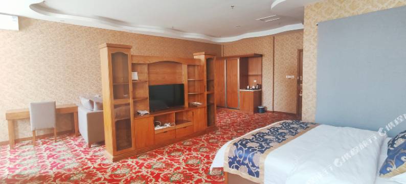 布尔津俄罗斯凯旋门大酒店图片