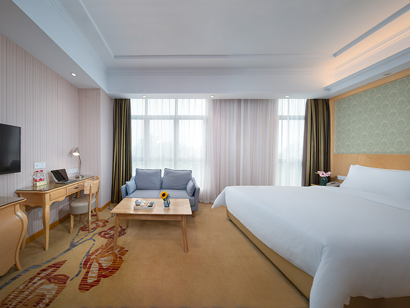 Vienna Hotel (Changshu Binjiang) Over view