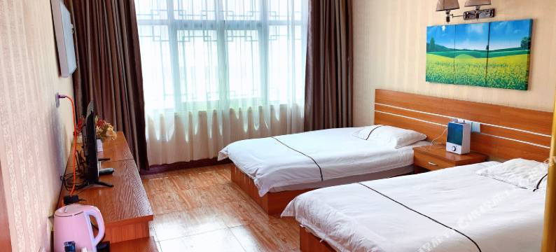 当雄圣湖假日酒店图片