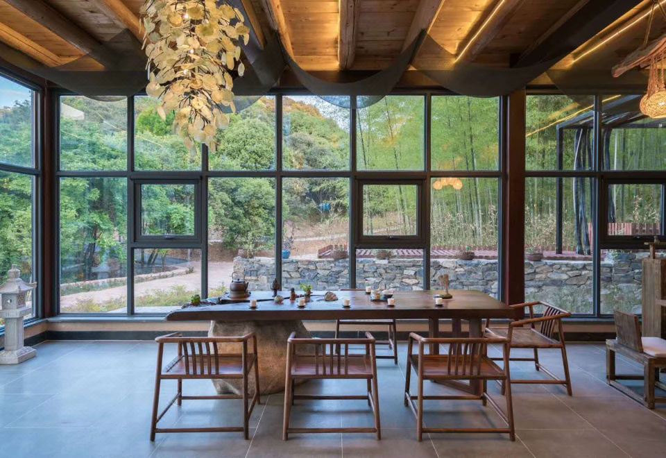 Qingfeng Xianju Hostel Hotel Overview