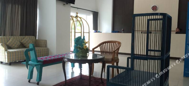 V8 海景酒店(V8 Seaview Jomtien)图片