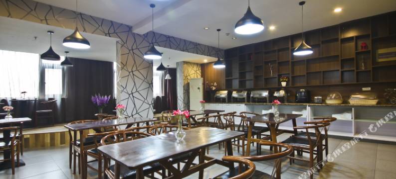 西安法菲力酒店(丈八一路地铁站锦业路店)图片