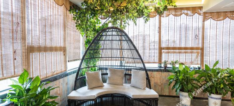 悦森·禧致酒店(城市中心广场老达一中店)图片