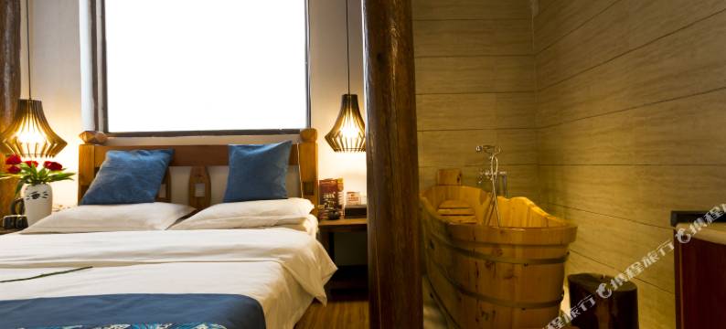 丽江忘山海堂客栈图片