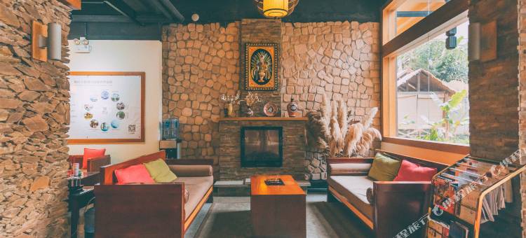 屏边大围山酒店图片