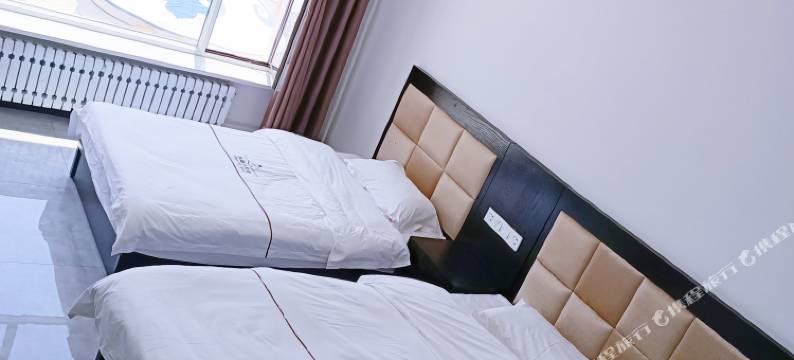 乌兰布统坝上红四方宾馆图片