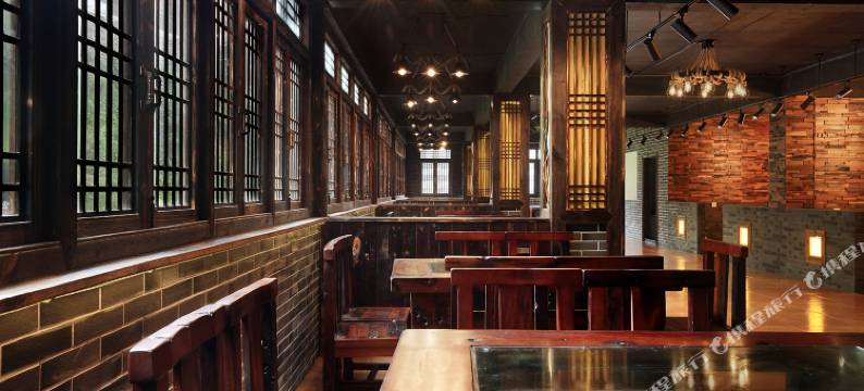 龙胜静泊云溪度假酒店图片