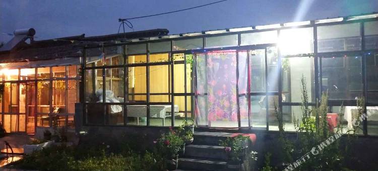 门源十里春风油菜花客栈图片