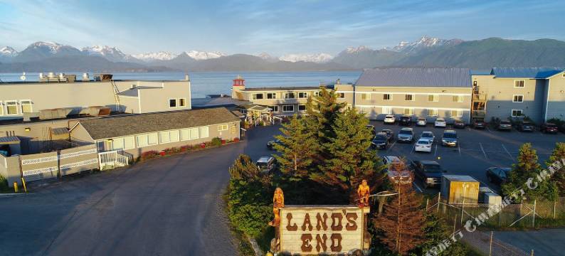 地之角度假村(Land's End Resort)图片