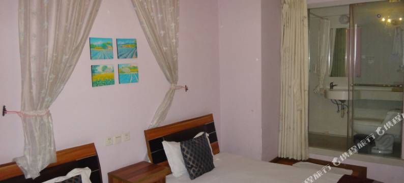 雅安格外阳光主题酒店图片