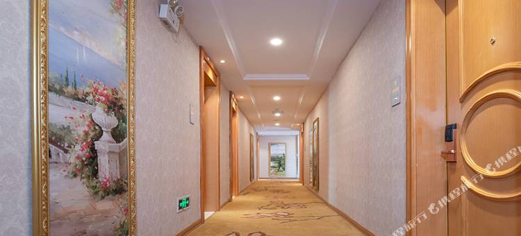 维也纳3好酒店(兰州东部市场气象局地铁站店)图片