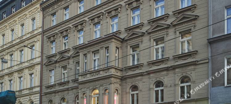 尤格斯拉夫斯卡市中心套房酒店(DownTown Suites Jugoslavska)图片