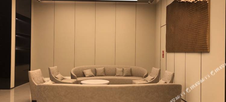 杭州西湖湖滨银泰桔子水晶酒店图片