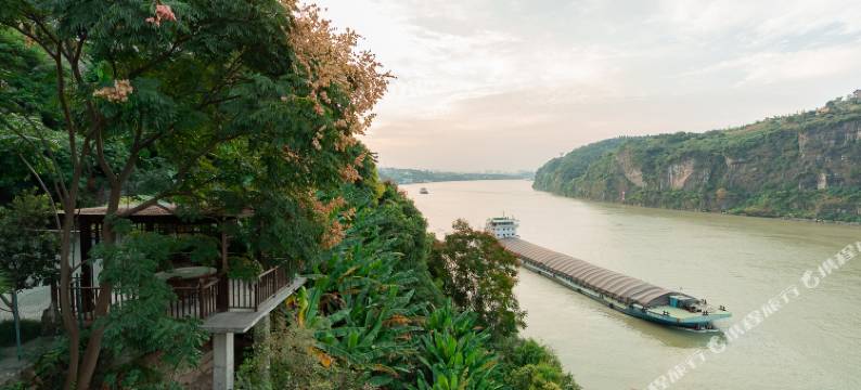 宜昌悦江悬崖酒店图片