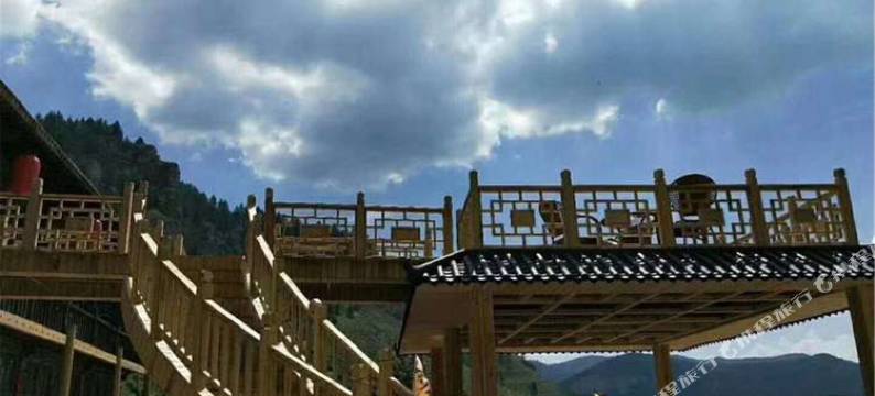 宁武悬空逸居图片