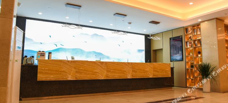 万家水晶酒店(枣庄振兴路光明广场店)图片