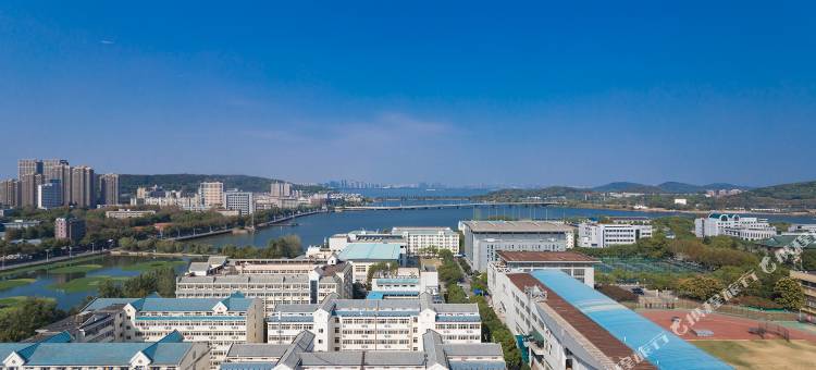 雅斯特酒店(武汉光谷体育学院店)图片